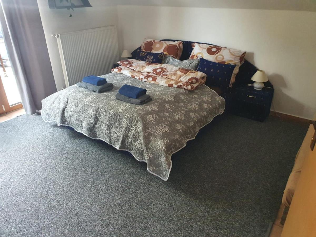 Apartmán v centre mesta Turócszentmárton Kültér fotó
